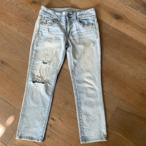 American Eagle Artist Crop Denim Jeans